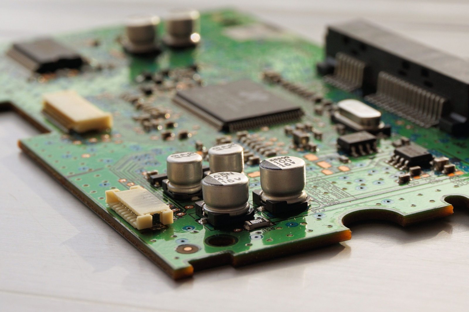 Semiconductor manufacturing beyond 2nm cleanroom wafer