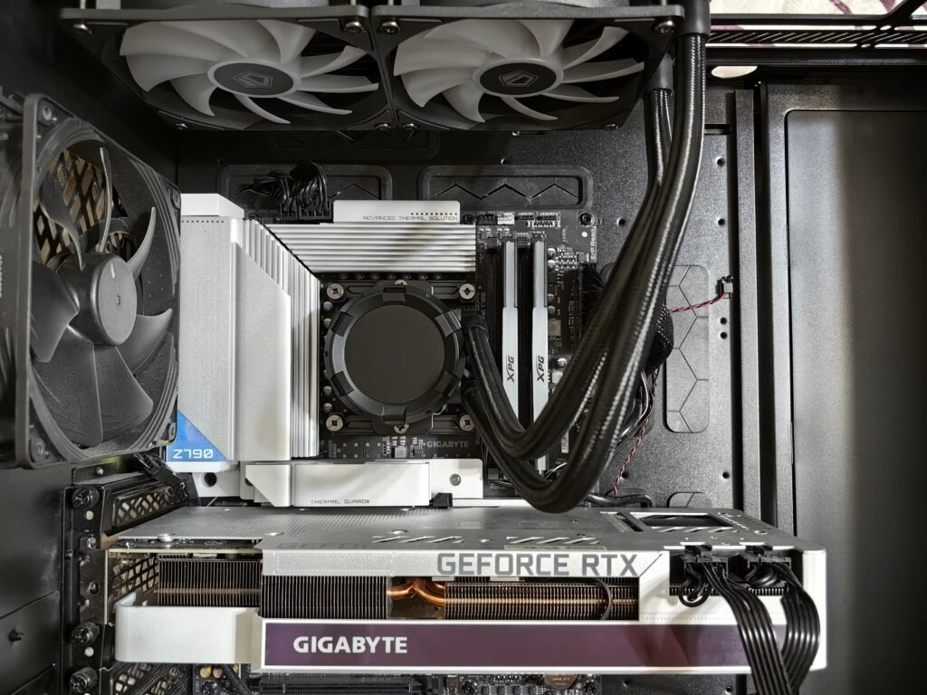 Premium mini-ITX build with wood and aluminum case panels